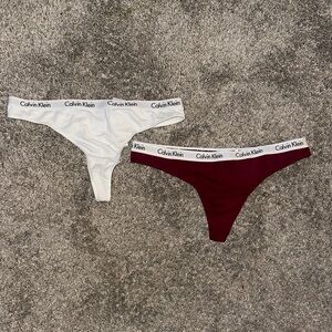 Calvin Klein Women's Panties - White and Burgundy